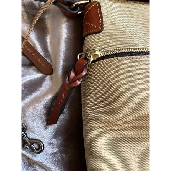 DOONEY & BOURKE CROSSBODY CANVAS TAN BAG SEE PHOTOS , VERY NICE GREAT4/TRIPS - Picture 10 of 16